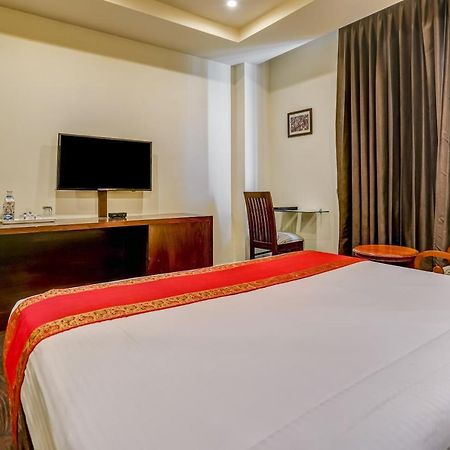 Townhouse 552Hotel Royal Court Jalandhar Eksteriør bilde