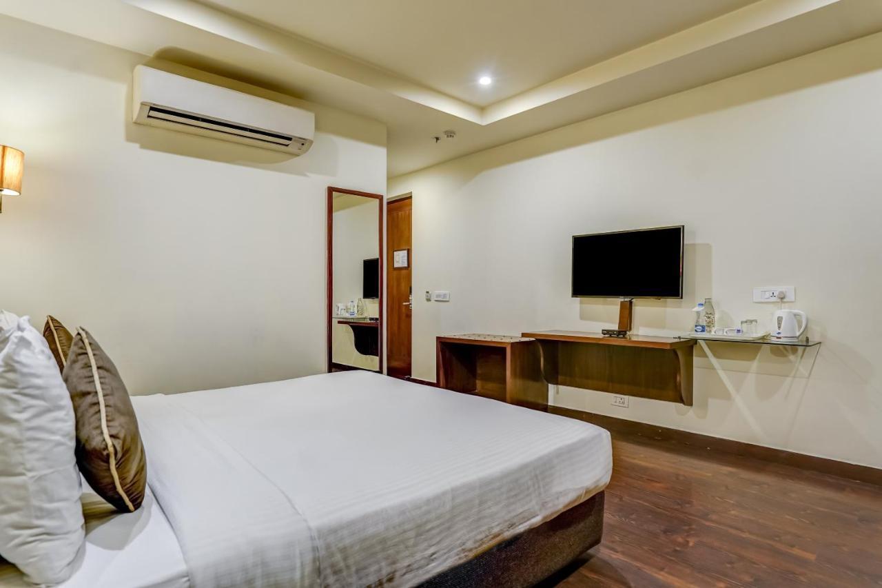 Townhouse 552Hotel Royal Court Jalandhar Eksteriør bilde