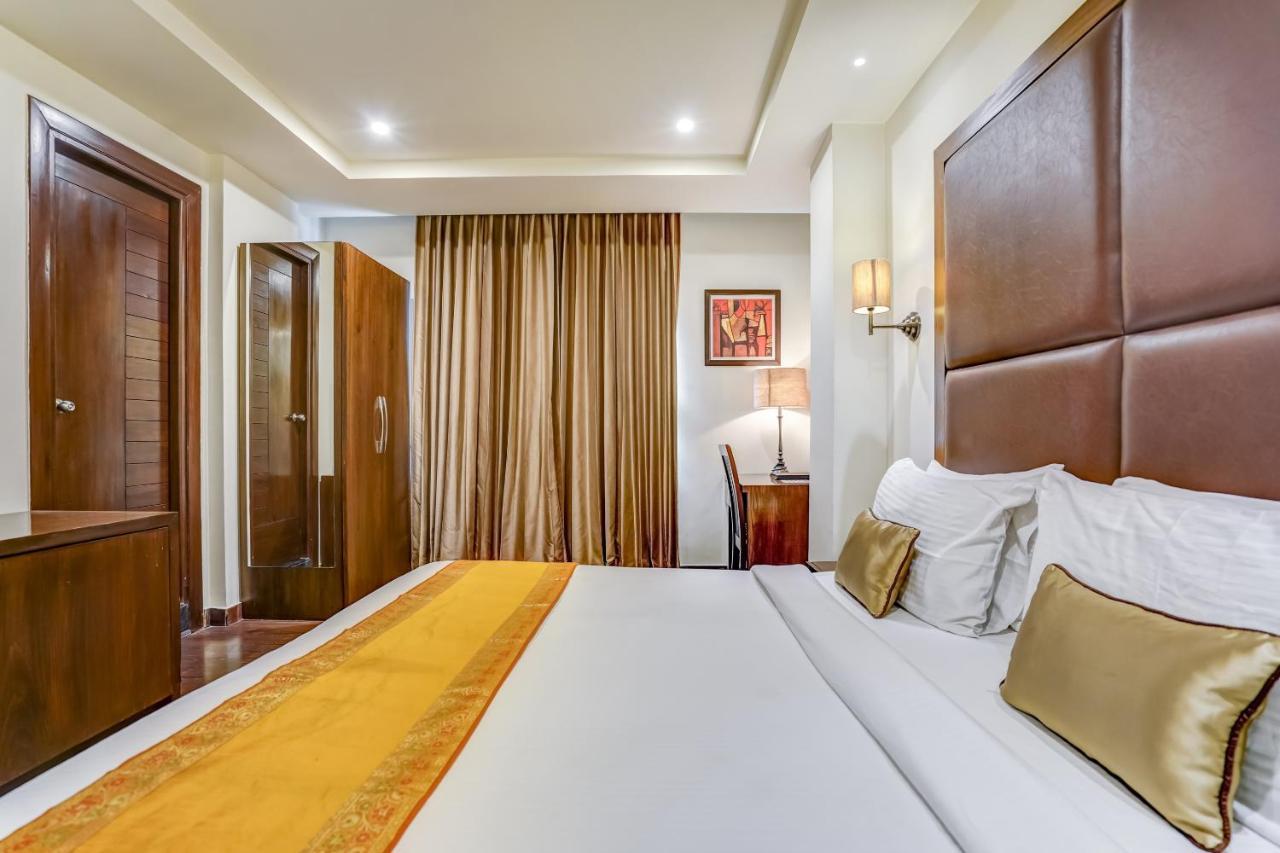 Townhouse 552Hotel Royal Court Jalandhar Eksteriør bilde