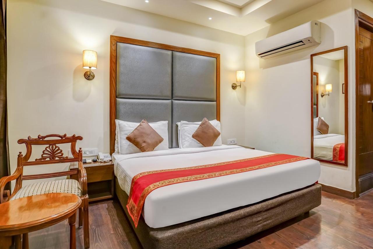 Townhouse 552Hotel Royal Court Jalandhar Eksteriør bilde