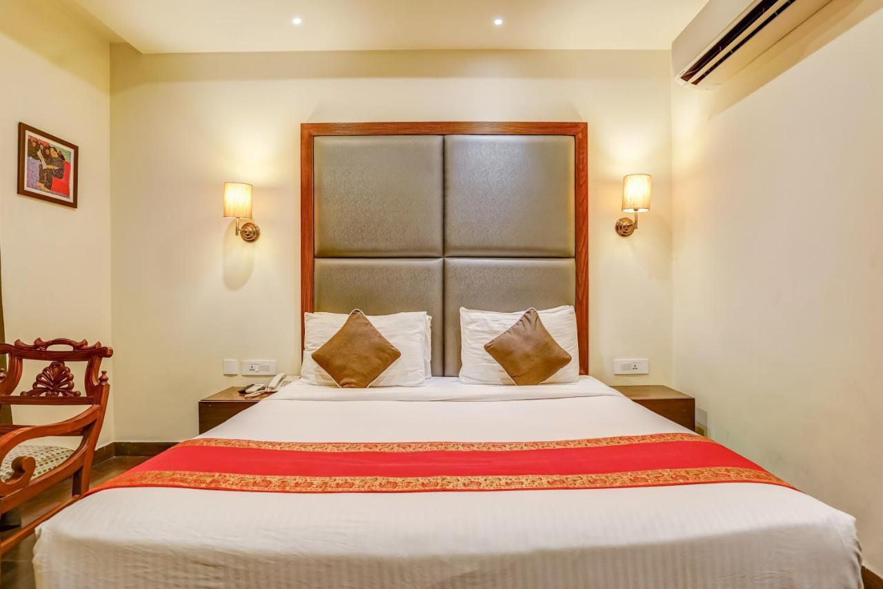 Townhouse 552Hotel Royal Court Jalandhar Eksteriør bilde